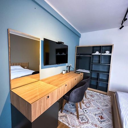 Grand Apartments Prishtina Prishtinë Ngoại thất bức ảnh